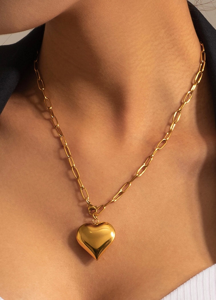 The Honey Necklace
