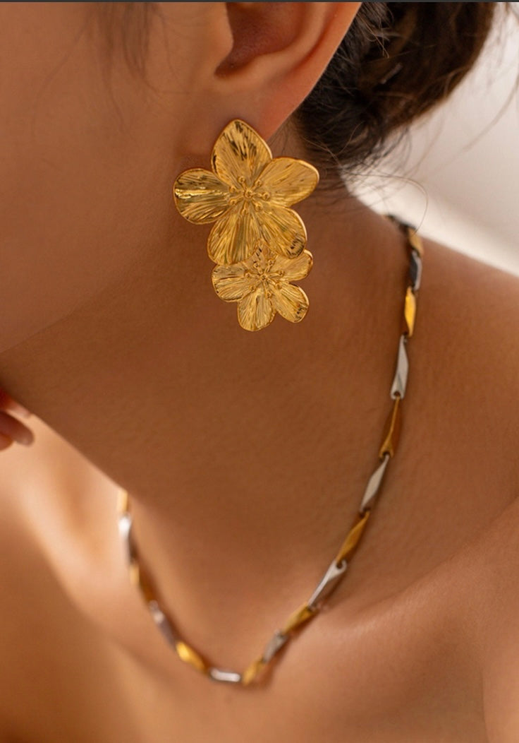 Ivy Floral Earrings