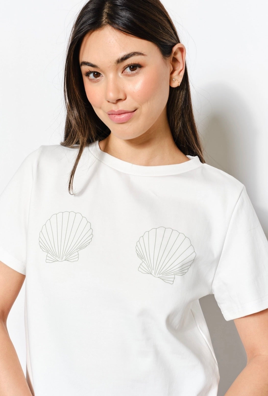 Shelly Tshirt
